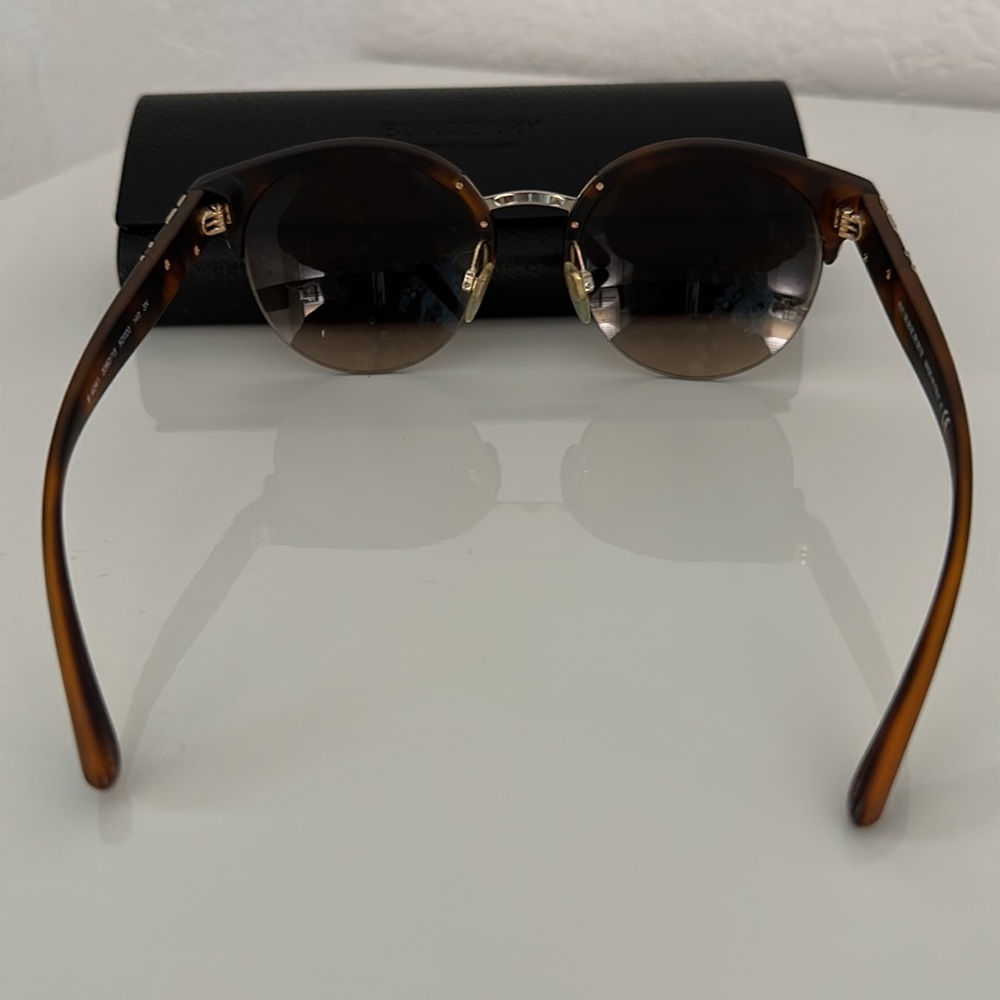 BURBERRY WOMENS BOTTOM FRAMELESS SUNGLASSES Brown Gradient Havana - Picture 5 of 5